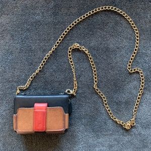 Case Mate Purse